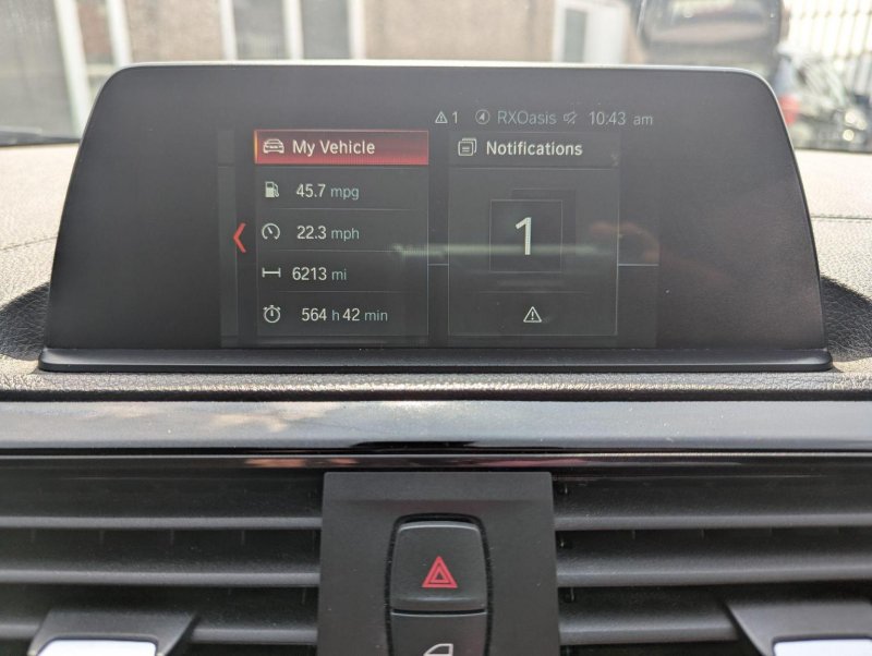 BMW 1 SERIES