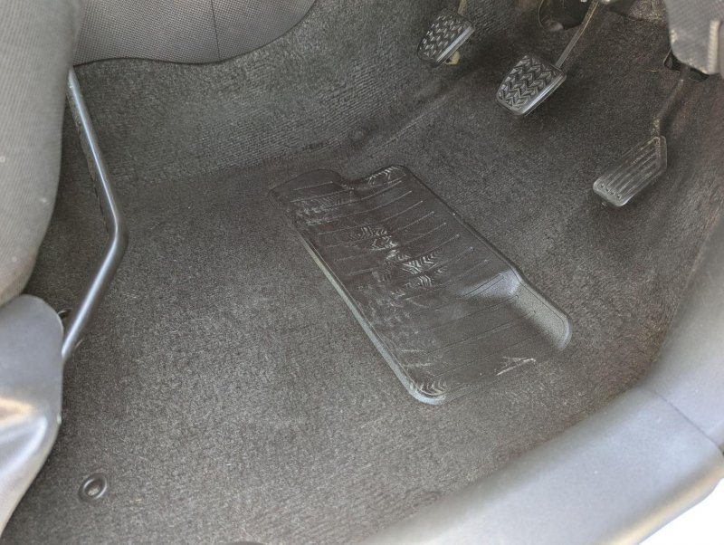 TOYOTA URBAN CRUISER