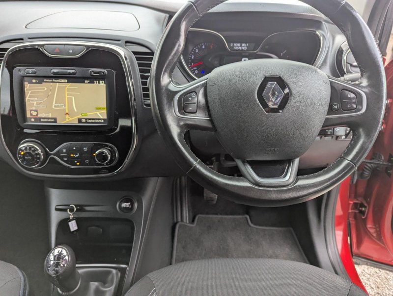 RENAULT CAPTUR