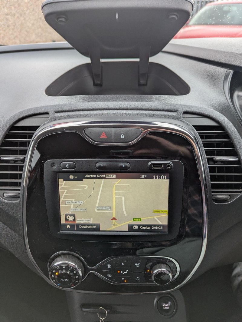 RENAULT CAPTUR